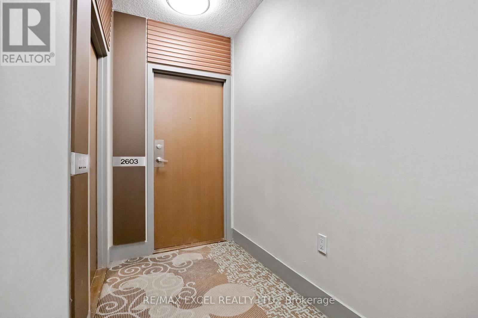 












2603 - 35 MARINER TERRACE

,
Toronto (Waterfront Communities),




Ontario
M5V3V9

