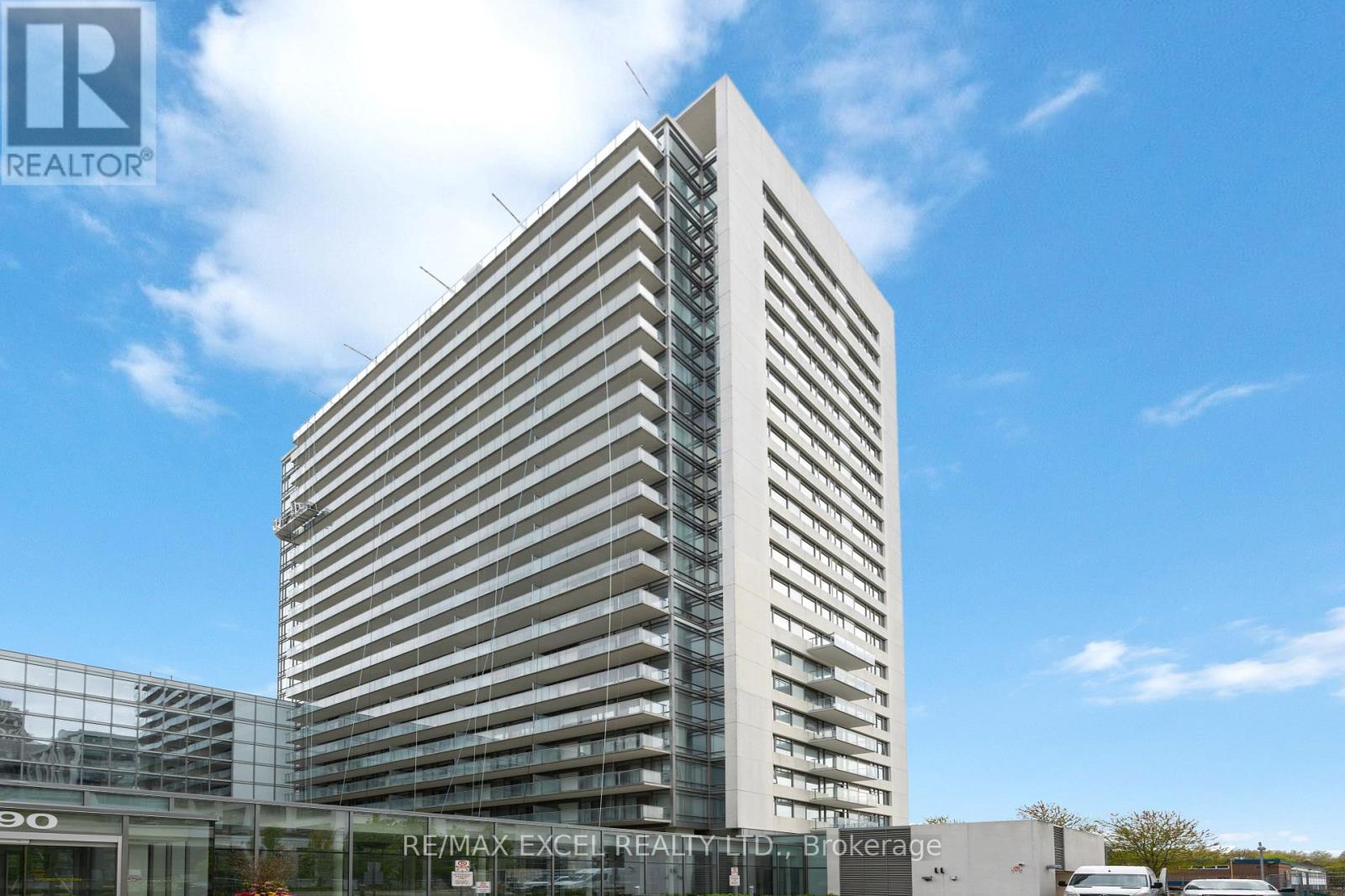 












619 - 90 STADIUM ROAD

,
Toronto (Niagara),




Ontario
M5V3W5

