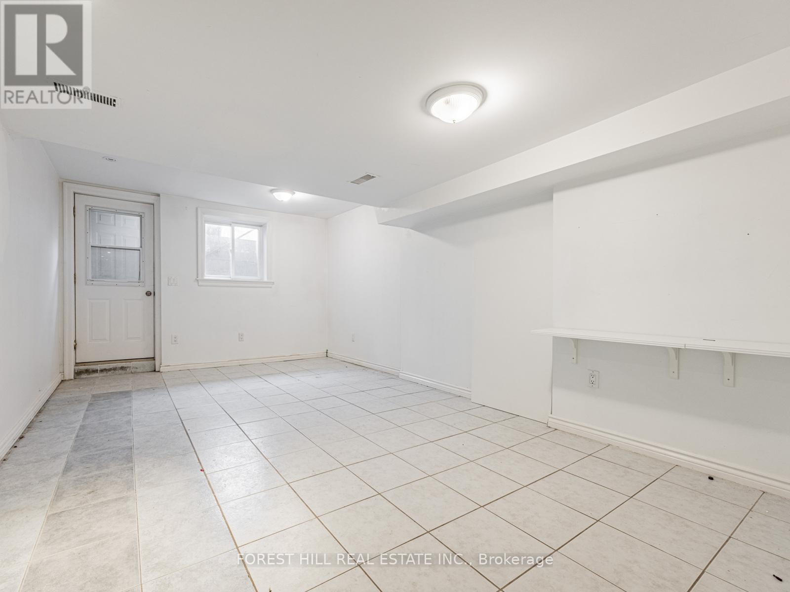 












51 MAJOR STREET

,
Toronto (University),




Ontario
M5S2K9

