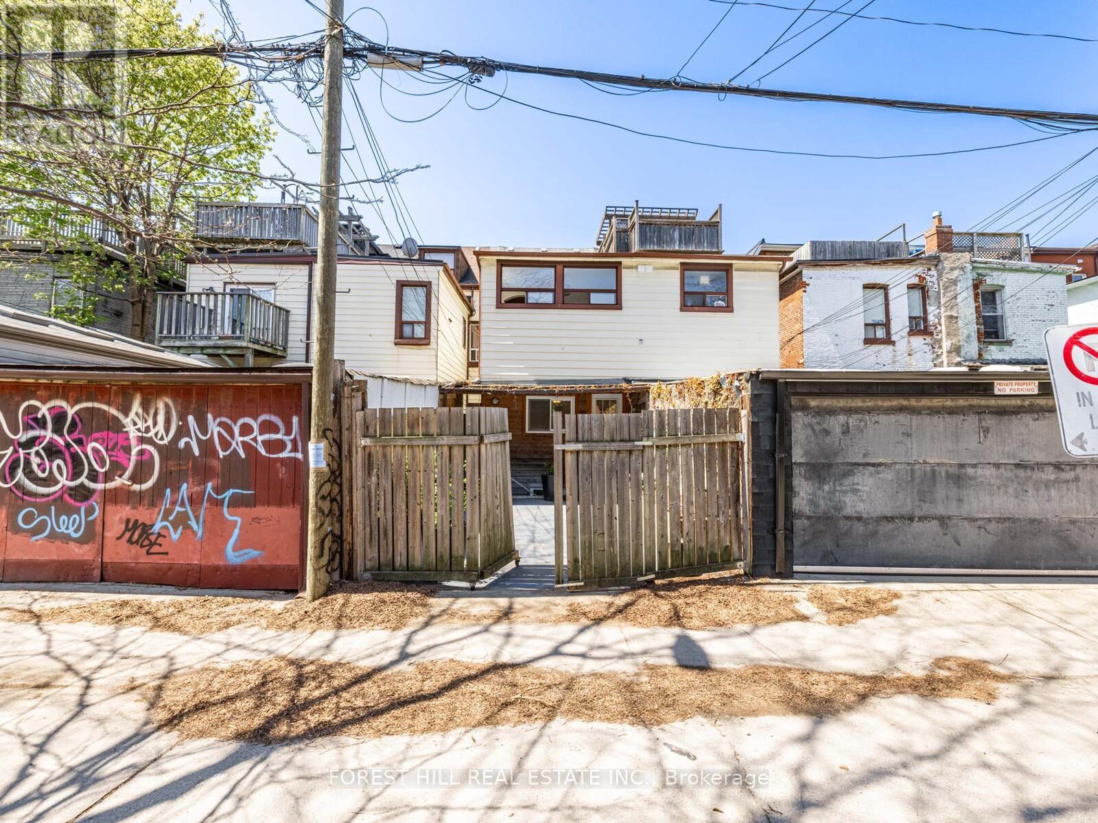 












51 MAJOR STREET

,
Toronto (University),




Ontario
M5S2K9

