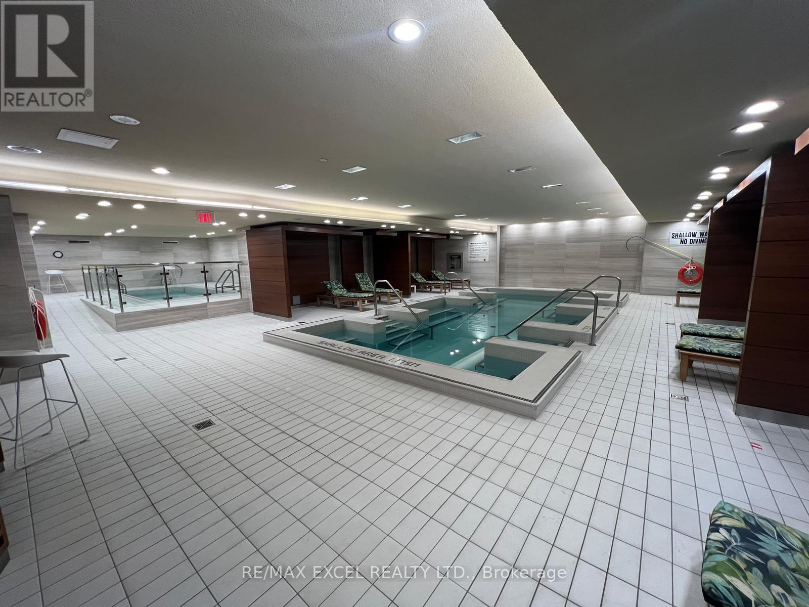 












528 - 29 QUEENS QUAY E

,
Toronto (Waterfront Communities),




Ontario
M5E0A4

