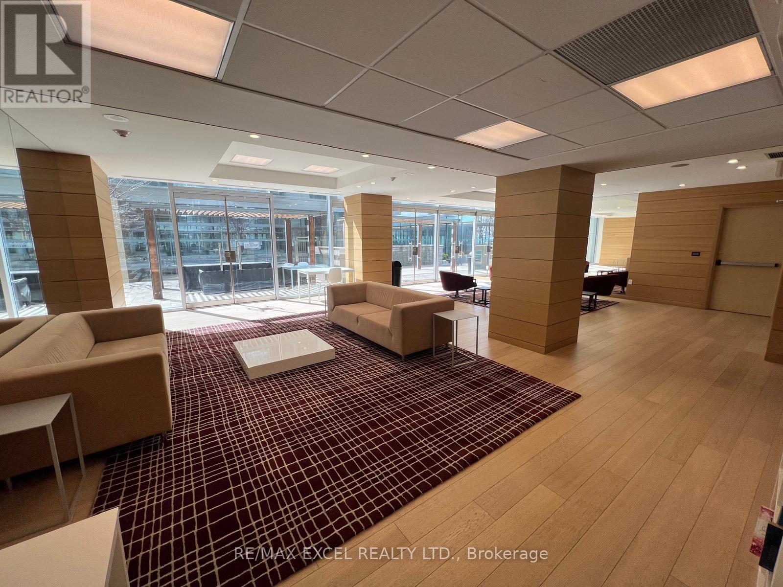 












528 - 29 QUEENS QUAY E

,
Toronto (Waterfront Communities),




Ontario
M5E0A4

