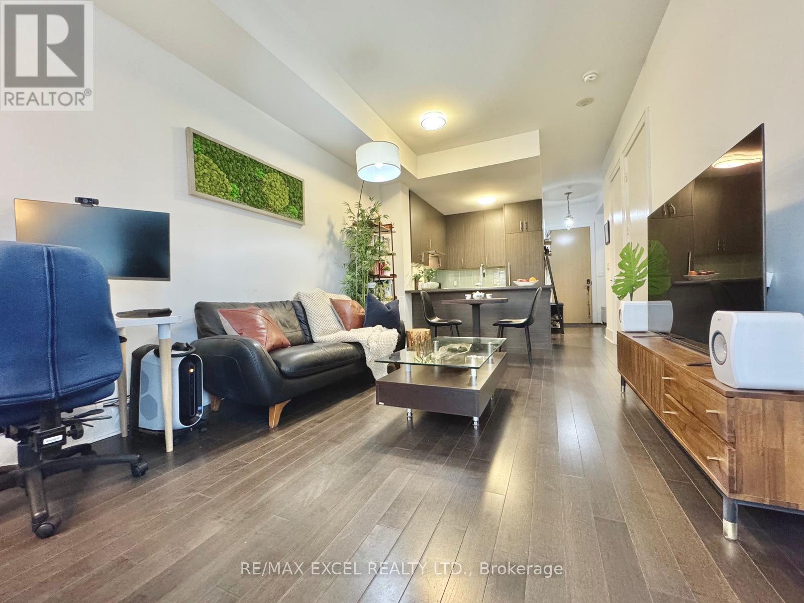












528 - 29 QUEENS QUAY E

,
Toronto (Waterfront Communities),




Ontario
M5E0A4

