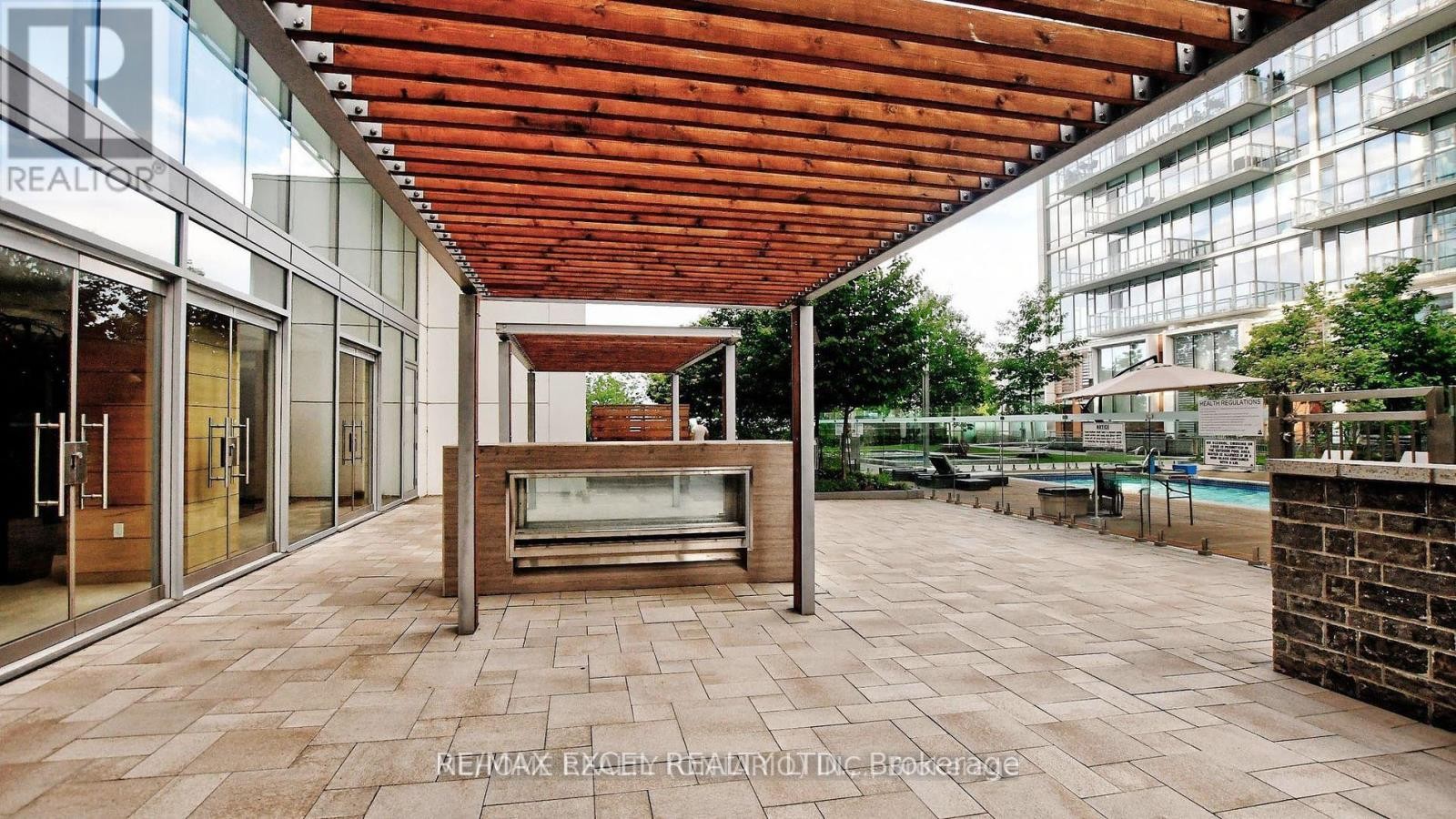 












528 - 29 QUEENS QUAY E

,
Toronto (Waterfront Communities),




Ontario
M5E0A4

