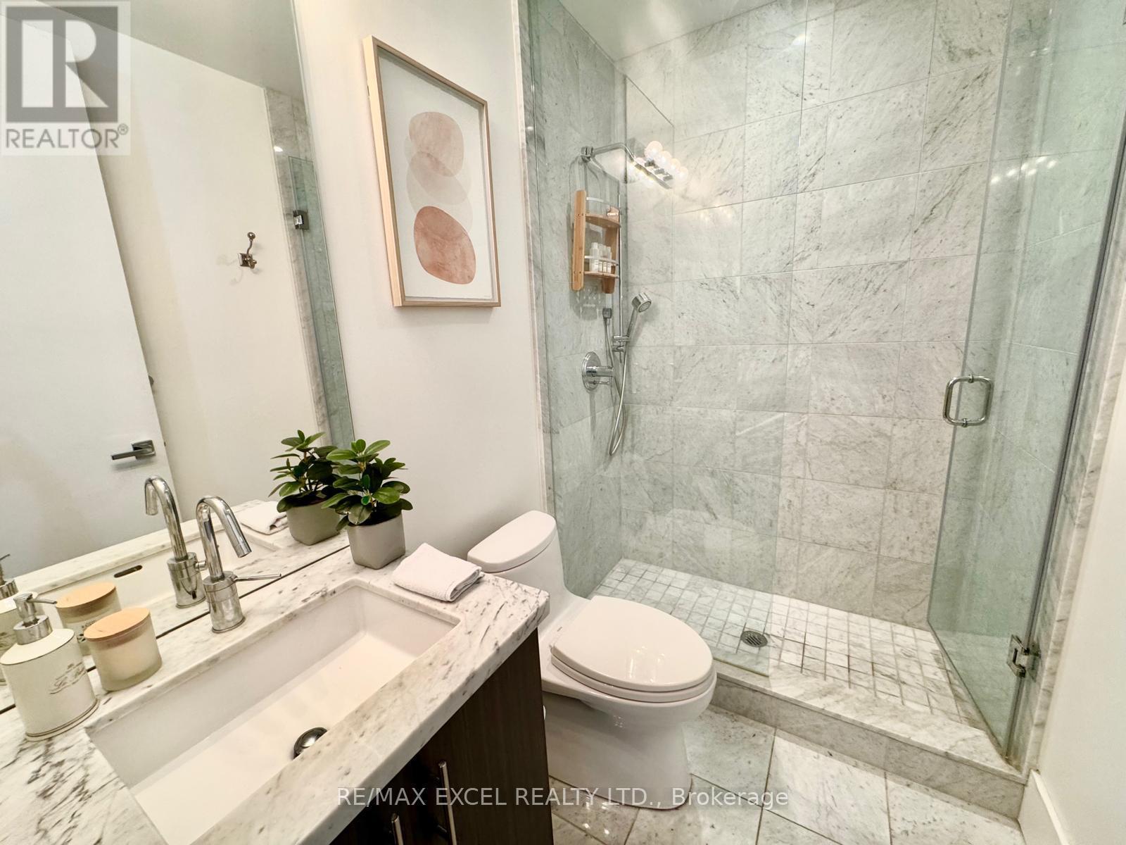 












528 - 29 QUEENS QUAY E

,
Toronto (Waterfront Communities),




Ontario
M5E0A4

