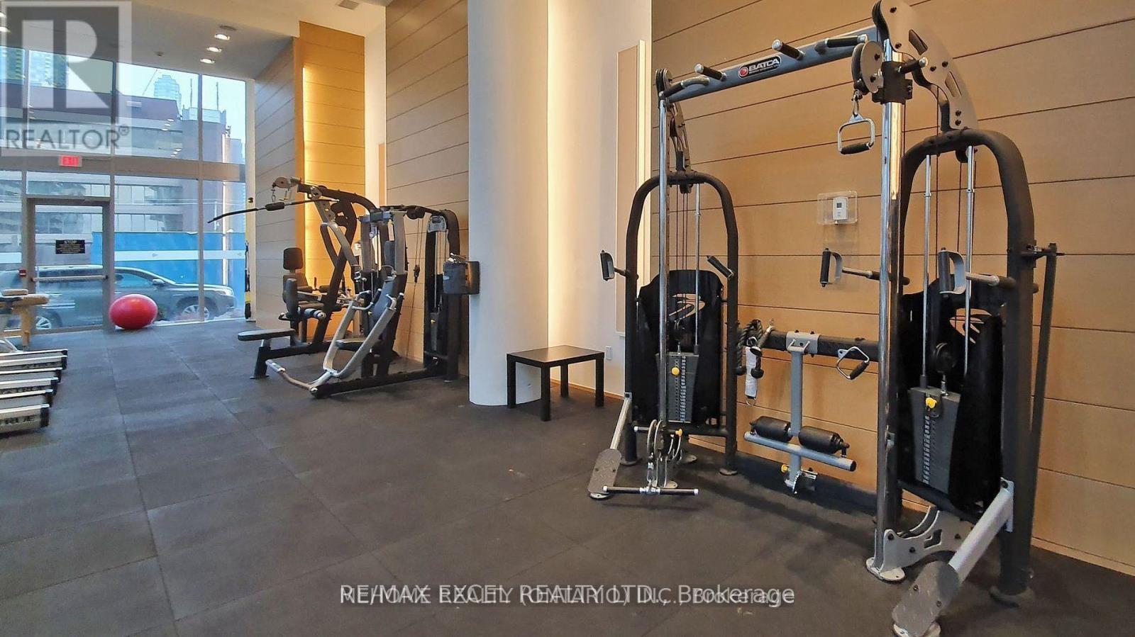 












528 - 29 QUEENS QUAY E

,
Toronto (Waterfront Communities),




Ontario
M5E0A4

