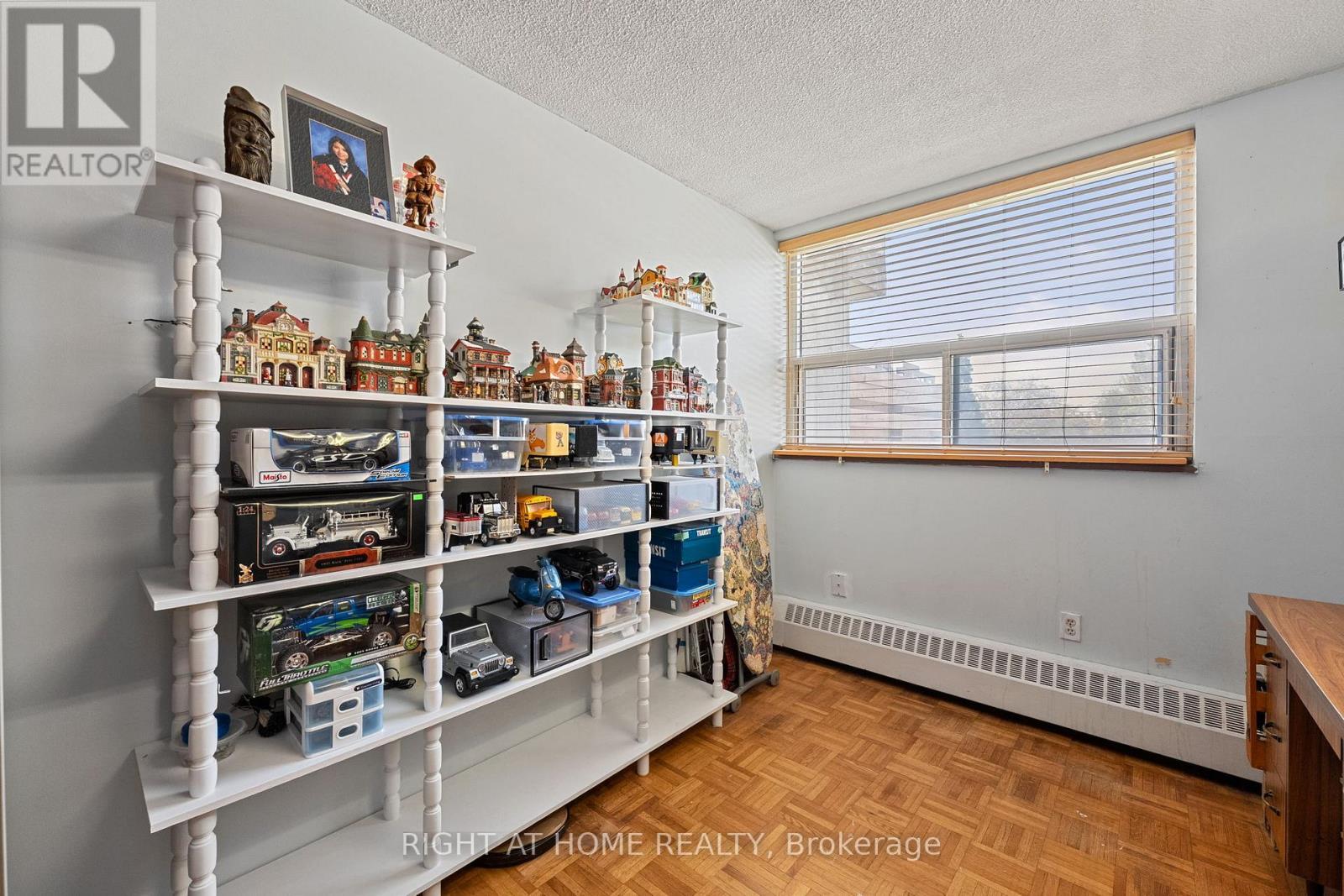 












102 - 1801 O'CONNOR DRIVE

,
Toronto (Victoria Village),




Ontario
M4A2P8


