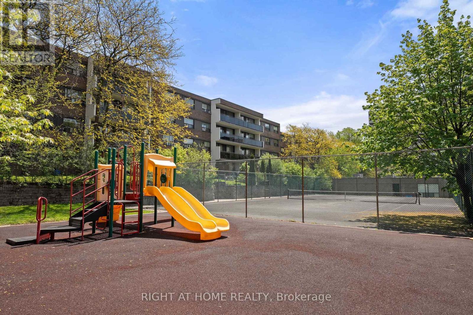 












102 - 1801 O'CONNOR DRIVE

,
Toronto (Victoria Village),




Ontario
M4A2P8


