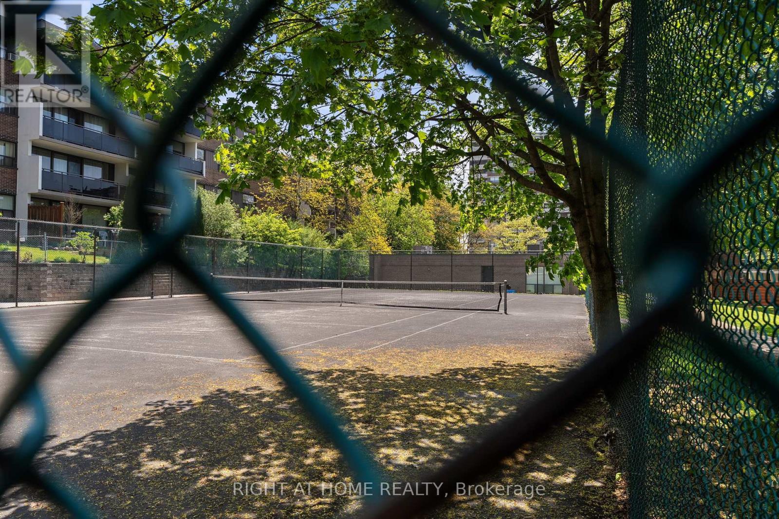 












102 - 1801 O'CONNOR DRIVE

,
Toronto (Victoria Village),




Ontario
M4A2P8

