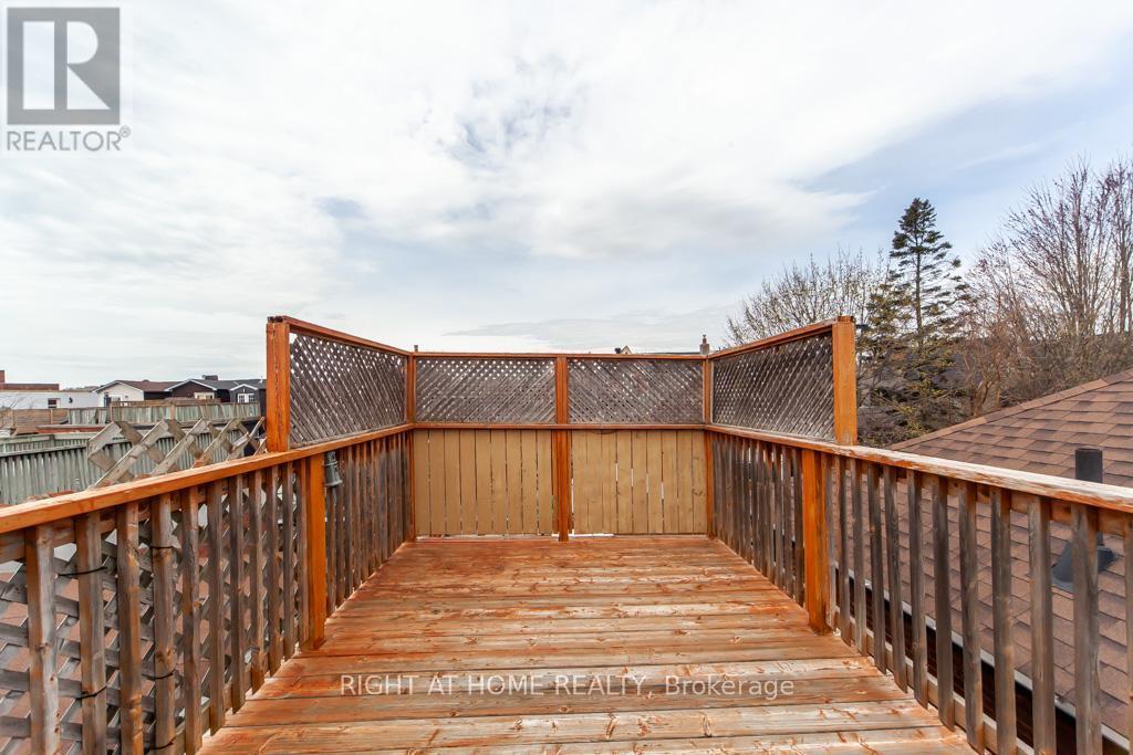 












46 COOLMINE ROAD

,
Toronto (Little Portugal),




Ontario
M6J3E9

