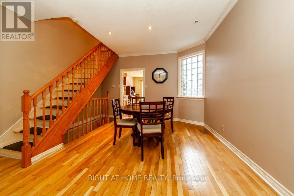












46 COOLMINE ROAD

,
Toronto (Little Portugal),




Ontario
M6J3E9


