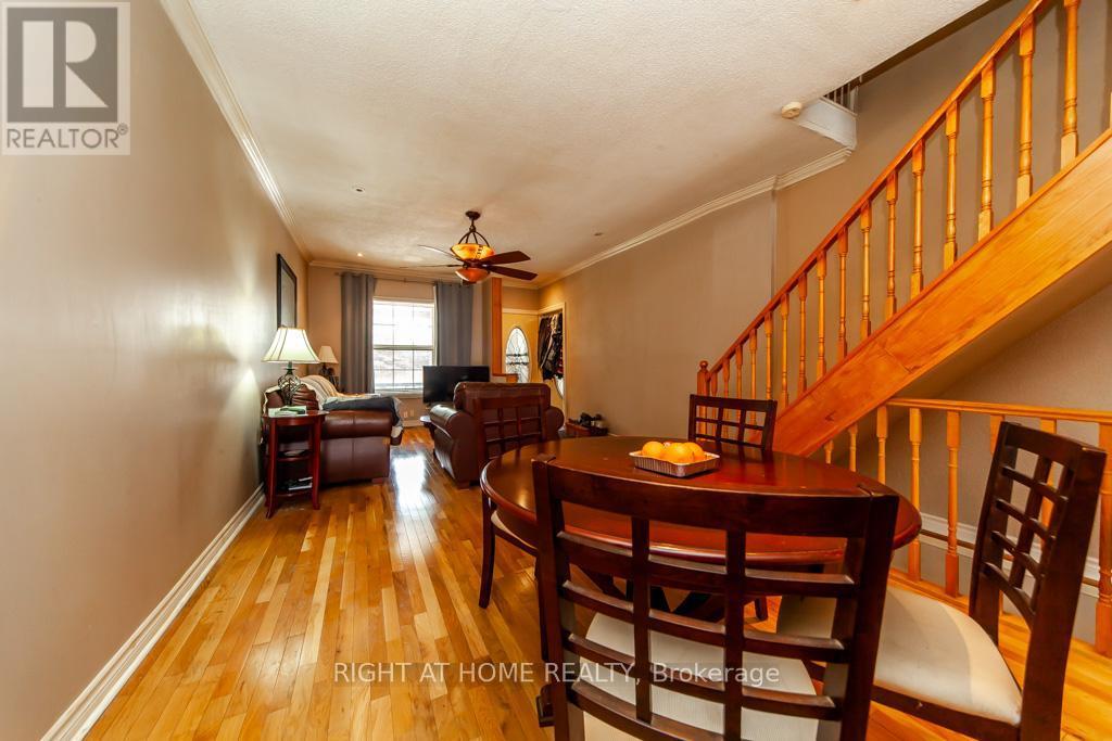 












46 COOLMINE ROAD

,
Toronto (Little Portugal),




Ontario
M6J3E9

