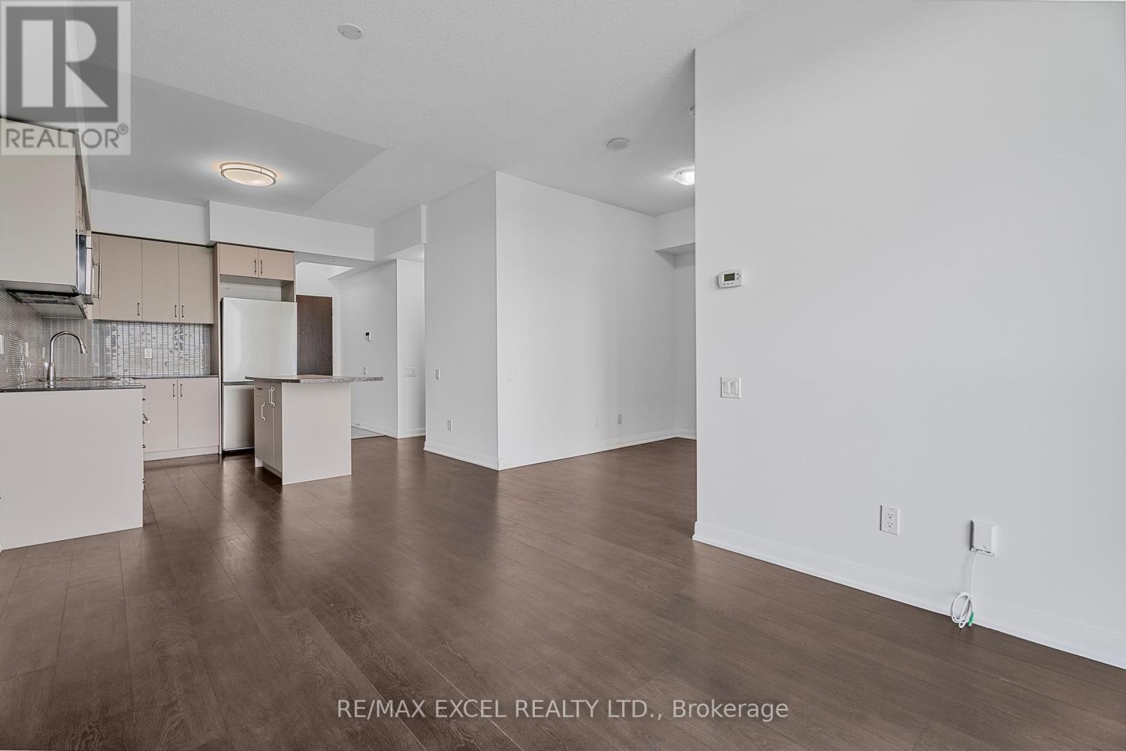 












2501 - 5162 YONGE STREET

,
Toronto (Willowdale West),




Ontario
M2N0E9

