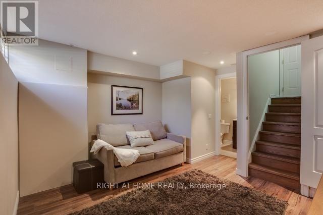 












246B BERKELEY STREET

,
Toronto (Moss Park),




Ontario
M5A2X4

