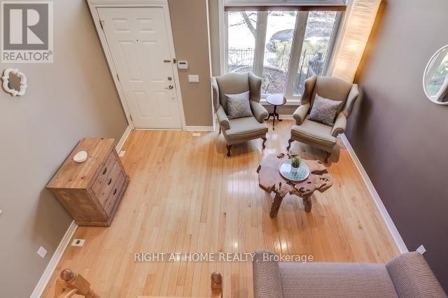 












246B BERKELEY STREET

,
Toronto (Moss Park),




Ontario
M5A2X4

