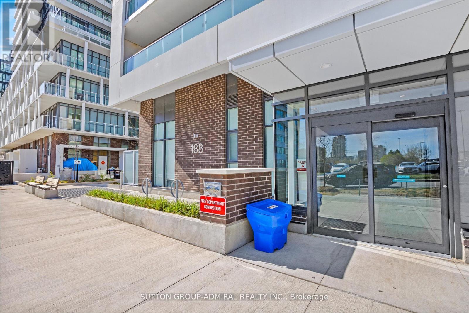 












915 - 188 FAIRVIEW MALL DRIVE

,
Toronto (Don Valley Village),




Ontario
M2J0H7

