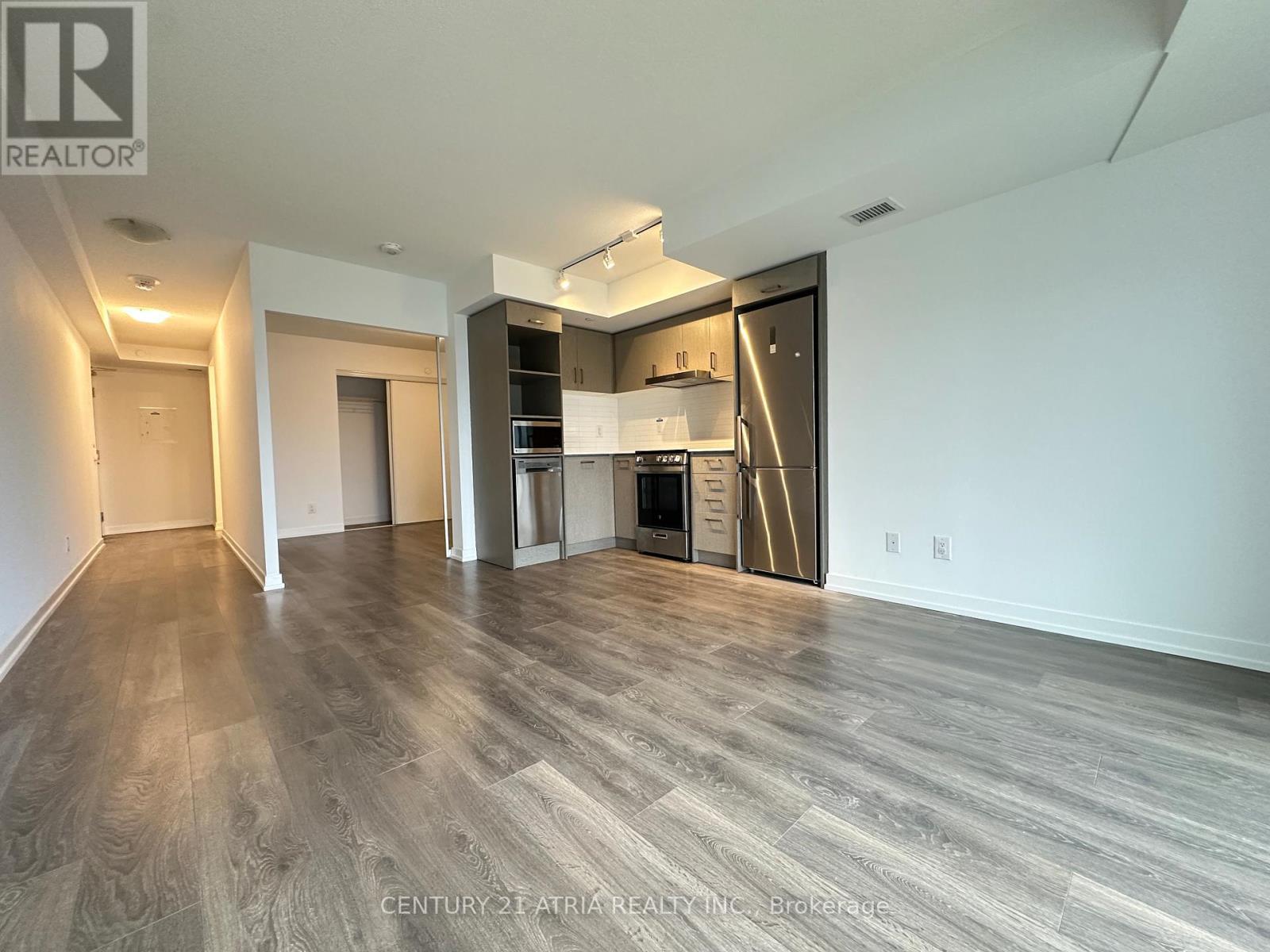 












1801 - 219 DUNDAS STREET E

,
Toronto (Church-Yonge Corridor),




Ontario
M5A0V1

