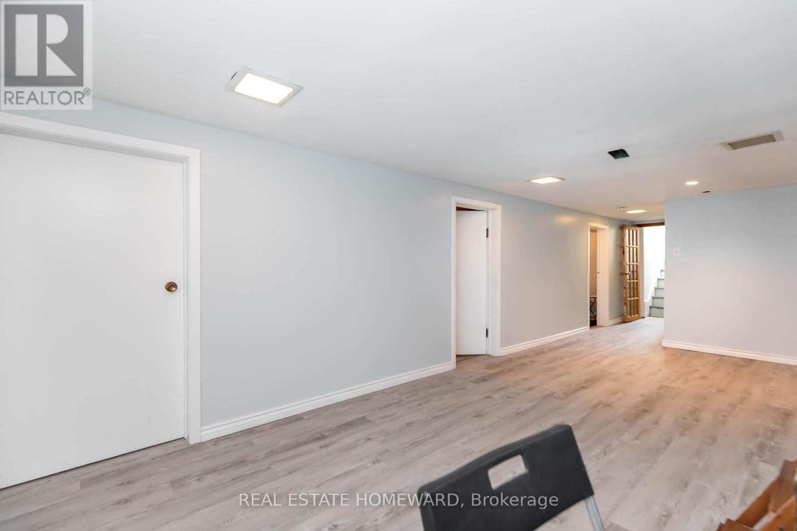 












110 BEATRICE STREET

,
Toronto (Trinity-Bellwoods),




Ontario
M6J2T3

