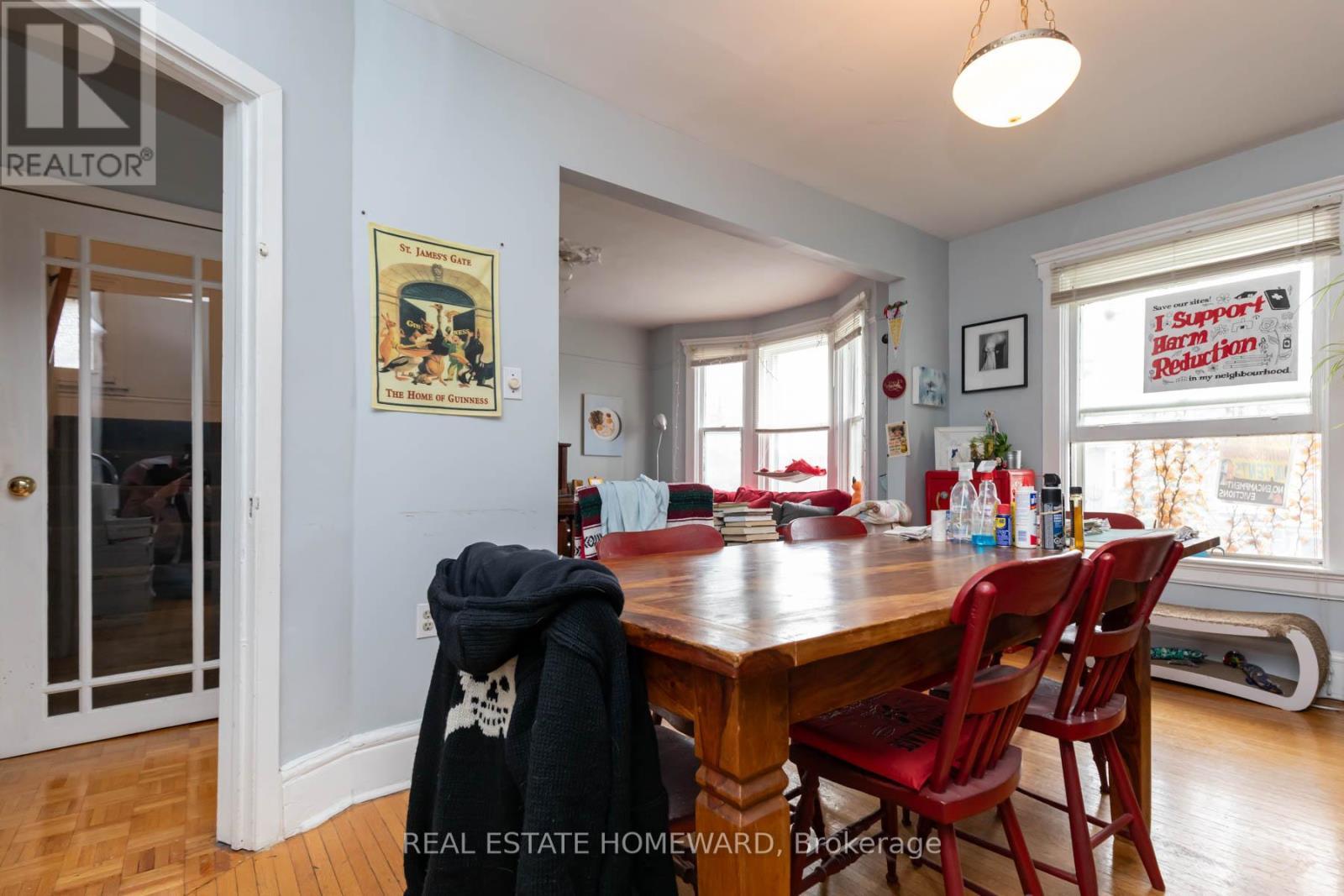 












110 BEATRICE STREET

,
Toronto (Trinity-Bellwoods),




Ontario
M6J2T3

