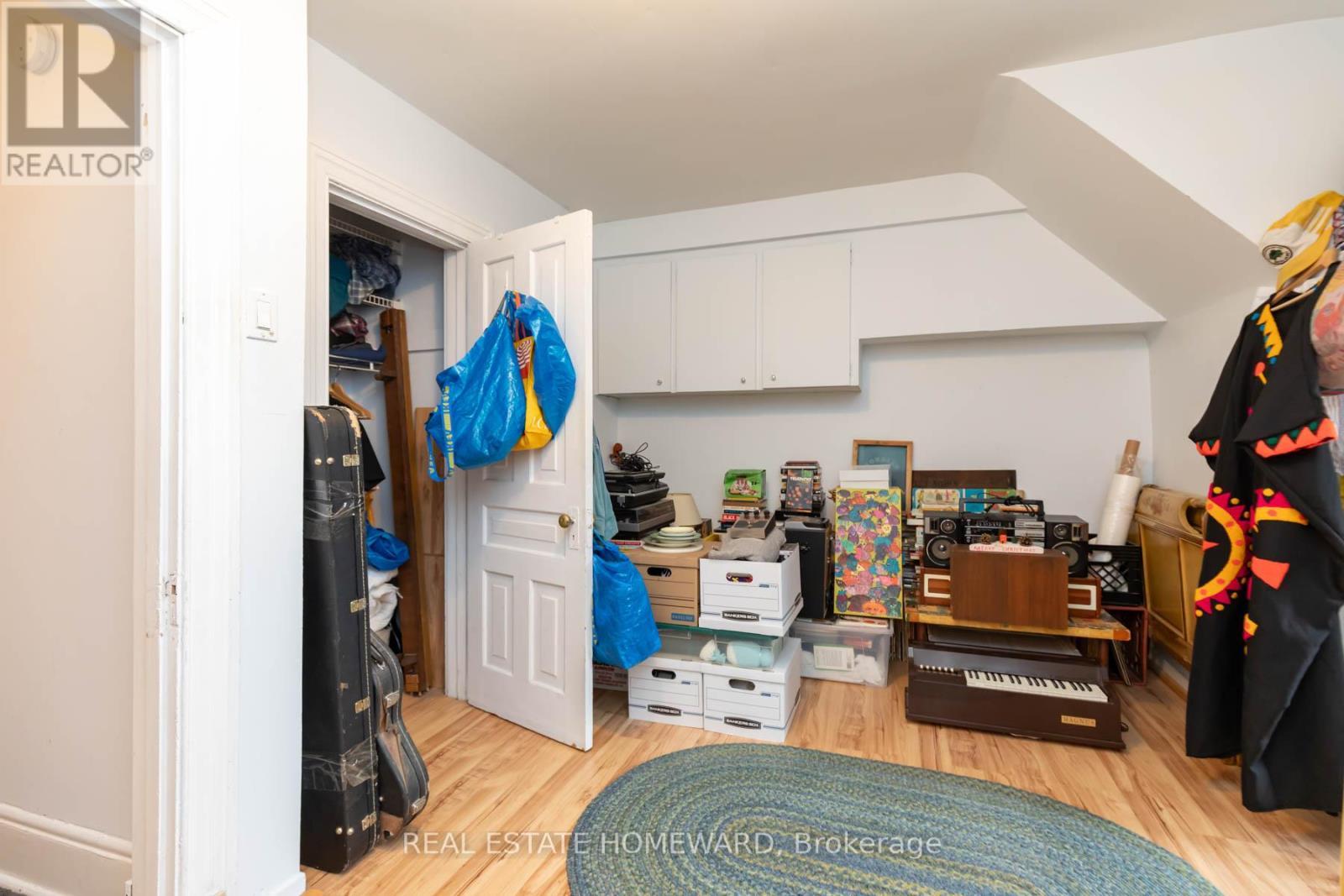 












110 BEATRICE STREET

,
Toronto (Trinity-Bellwoods),




Ontario
M6J2T3

