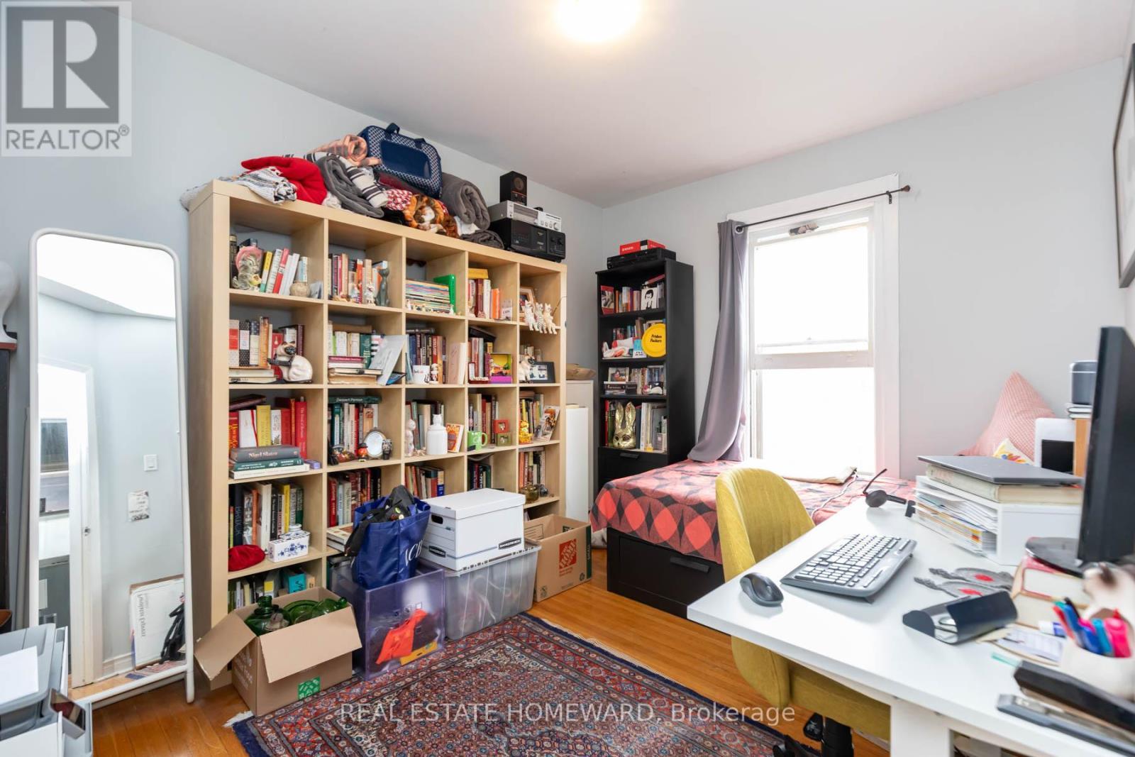 












110 BEATRICE STREET

,
Toronto (Trinity-Bellwoods),




Ontario
M6J2T3

