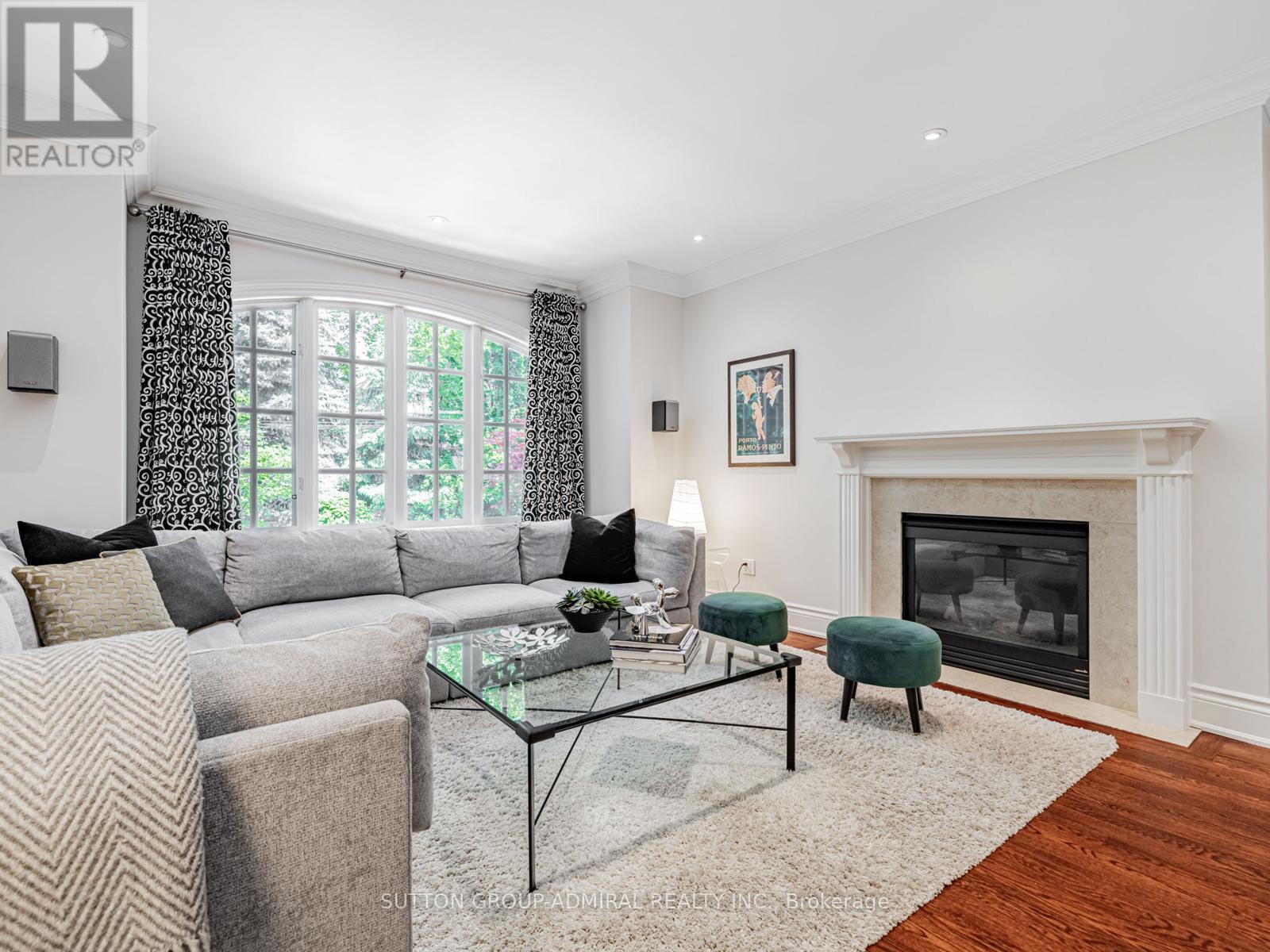 












538 BEDFORD PARK AVENUE

,
Toronto (Bedford Park-Nortown),




Ontario
M5M1K3

