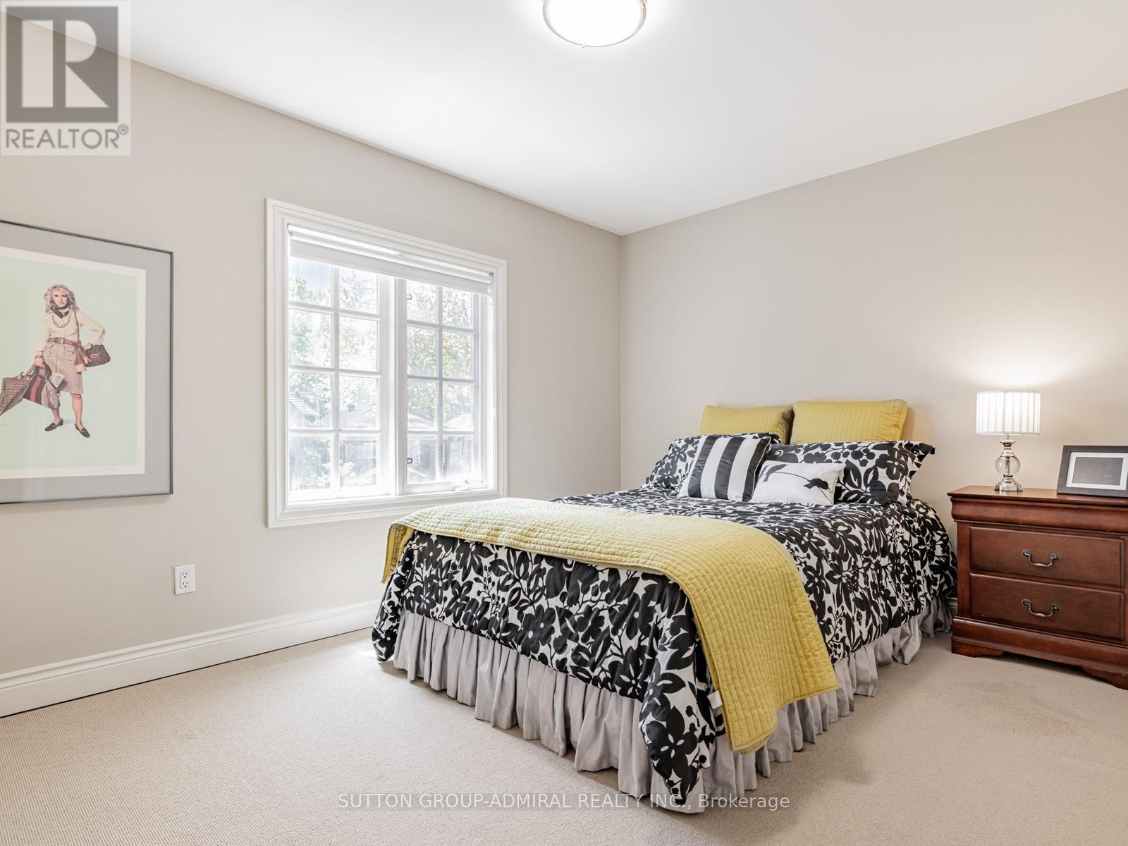 












538 BEDFORD PARK AVENUE

,
Toronto (Bedford Park-Nortown),




Ontario
M5M1K3

