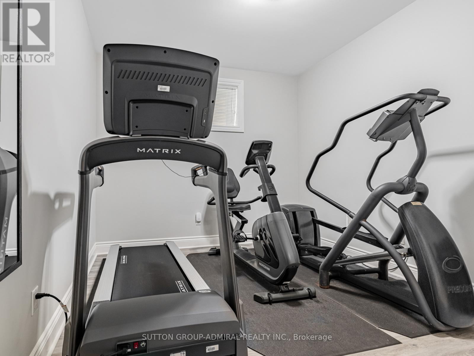 












538 BEDFORD PARK AVENUE

,
Toronto (Bedford Park-Nortown),




Ontario
M5M1K3

