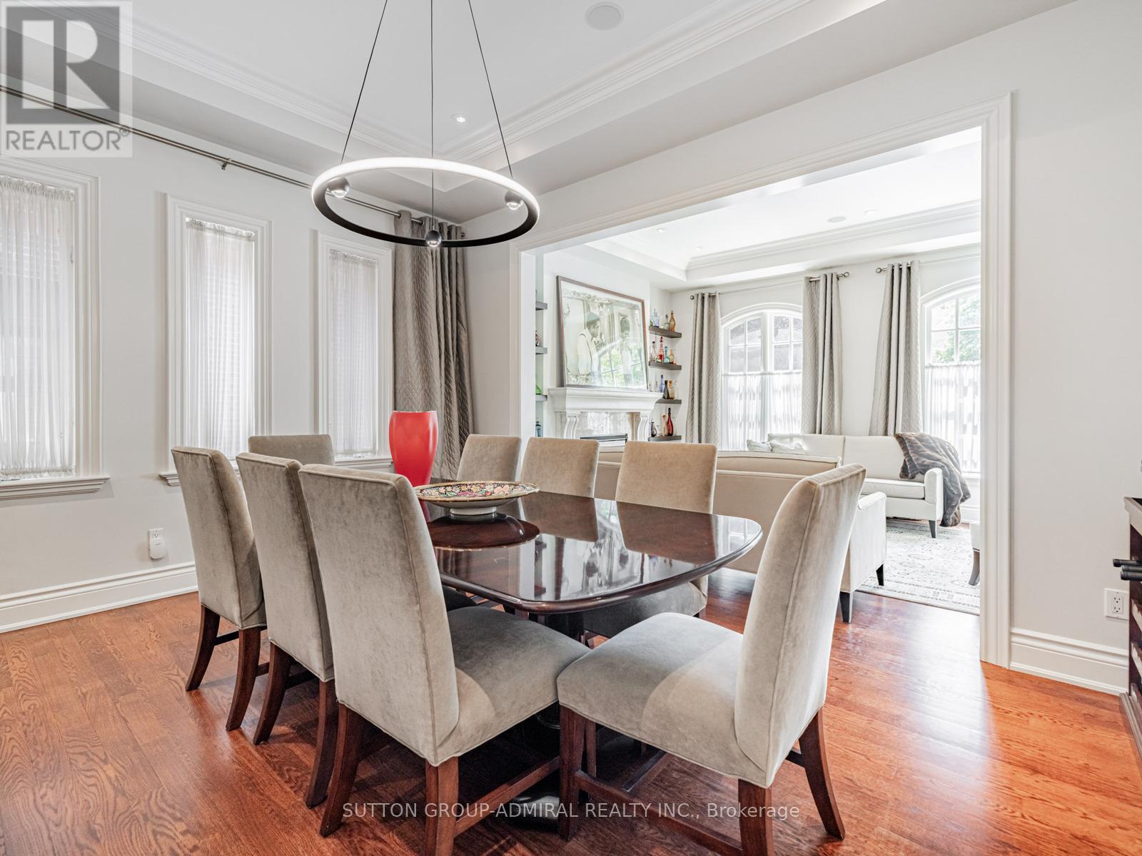 












538 BEDFORD PARK AVENUE

,
Toronto (Bedford Park-Nortown),




Ontario
M5M1K3

