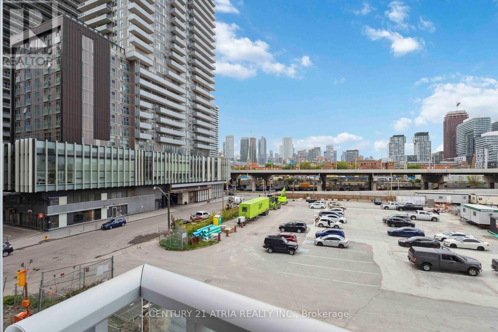 












302 - 15 RICHARDSON STREET

,
Toronto (Waterfront Communities),




Ontario
M5A1B4

