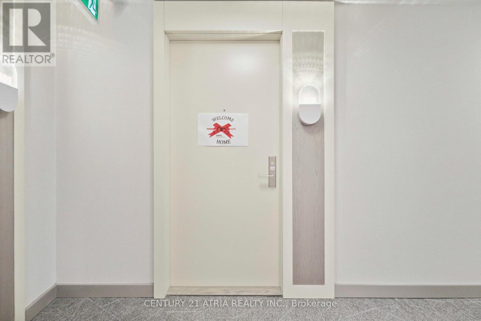 












302 - 15 RICHARDSON STREET

,
Toronto (Waterfront Communities),




Ontario
M5A1B4

