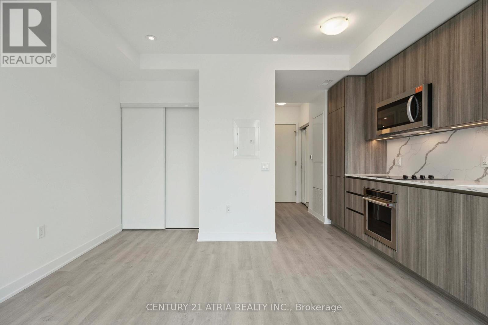 












302 - 15 RICHARDSON STREET

,
Toronto (Waterfront Communities),




Ontario
M5A1B4

