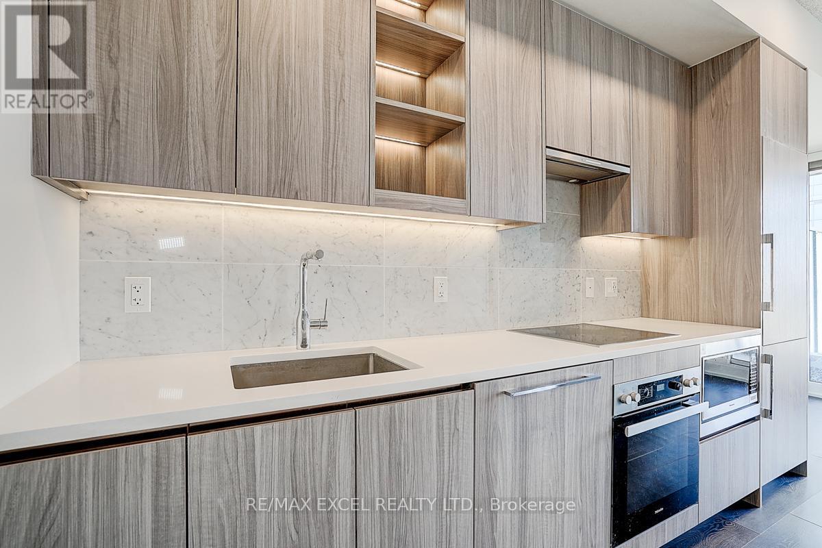 












2001 - 85 MCMAHON DRIVE

,
Toronto (Bayview Village),




Ontario
M2K0H1

