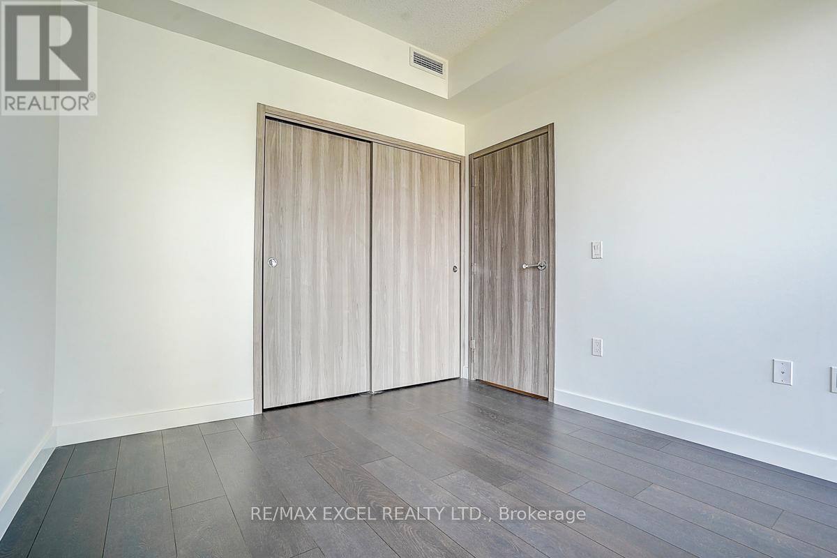 












2001 - 85 MCMAHON DRIVE

,
Toronto (Bayview Village),




Ontario
M2K0H1


