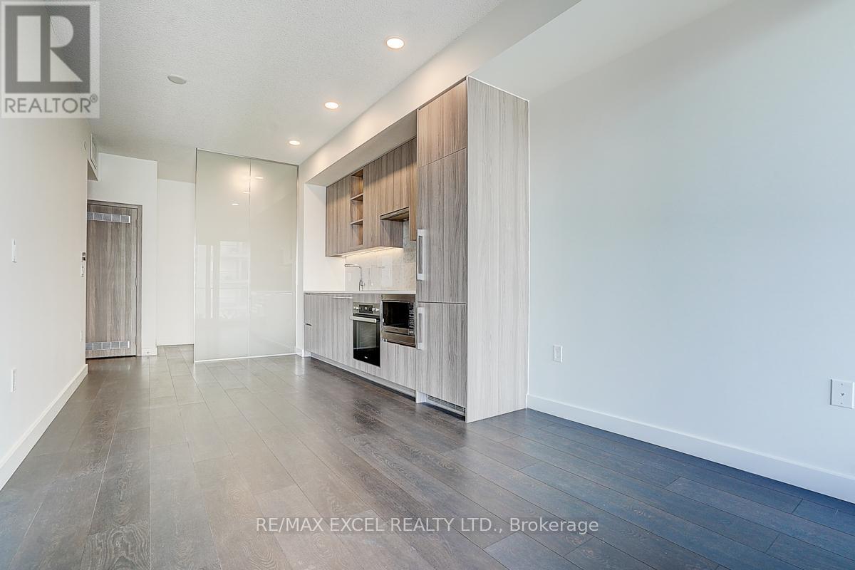 












2001 - 85 MCMAHON DRIVE

,
Toronto (Bayview Village),




Ontario
M2K0H1

