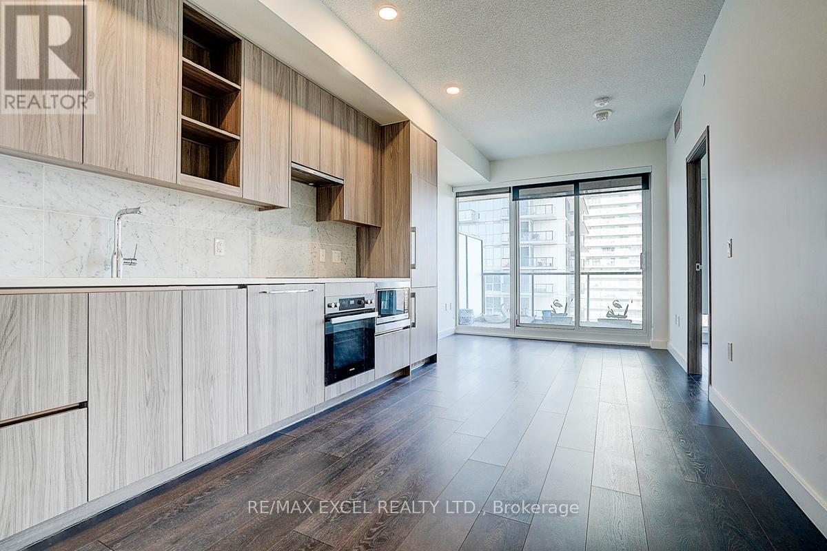 












2001 - 85 MCMAHON DRIVE

,
Toronto (Bayview Village),




Ontario
M2K0H1

