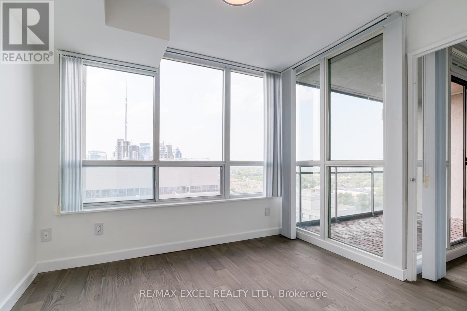 












2715 - 18 PARKVIEW AVENUE

,
Toronto (Willowdale East),




Ontario
M2N7H7

