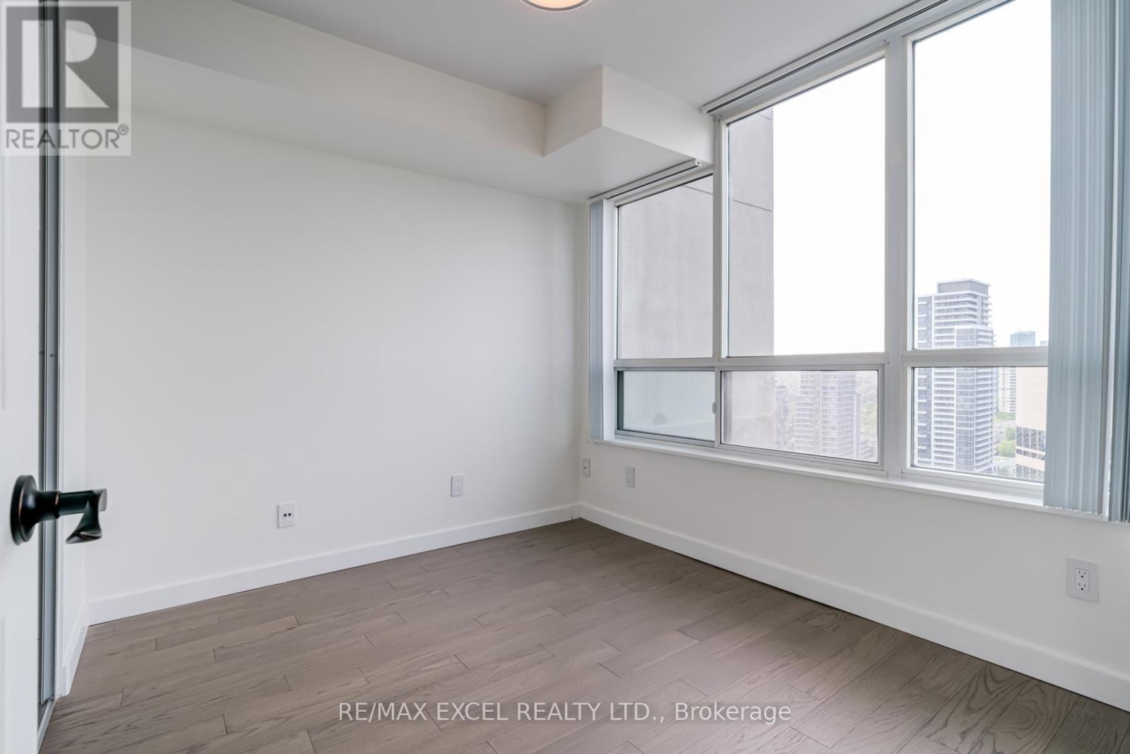 












2715 - 18 PARKVIEW AVENUE

,
Toronto (Willowdale East),




Ontario
M2N7H7


