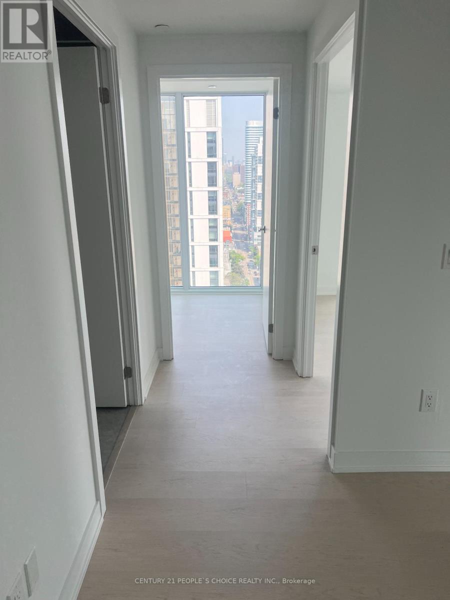 












3206 - 252 CHURCH STREET N

,
Toronto (Church-Yonge Corridor),




Ontario
M5B0E6


