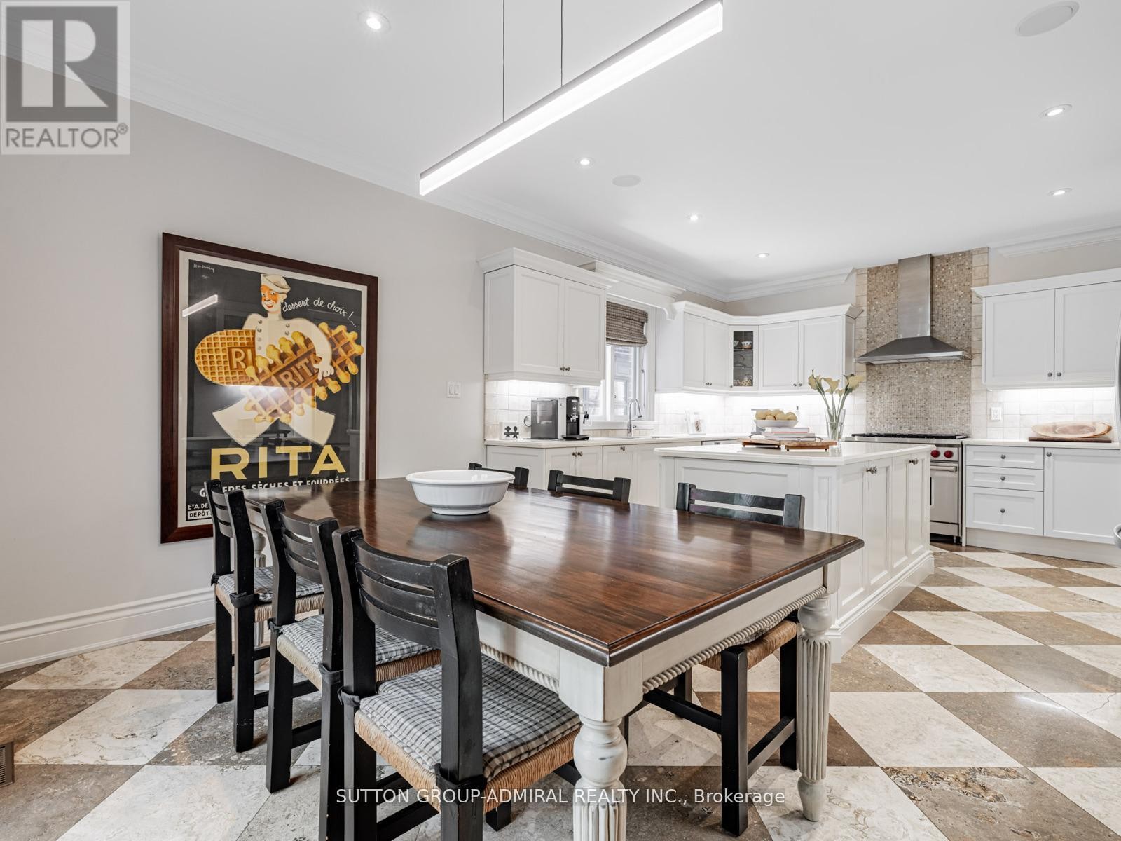 












538 BEDFORD PARK AVENUE

,
Toronto (Bedford Park-Nortown),




Ontario
M5M1K3

