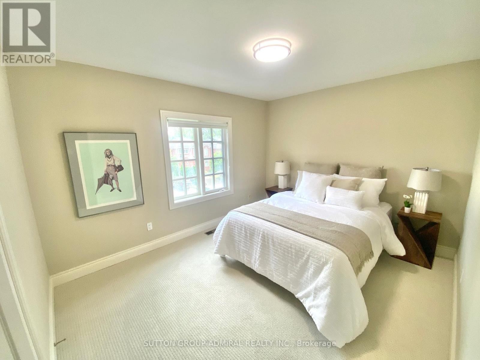 












538 BEDFORD PARK AVENUE

,
Toronto (Bedford Park-Nortown),




Ontario
M5M1K3

