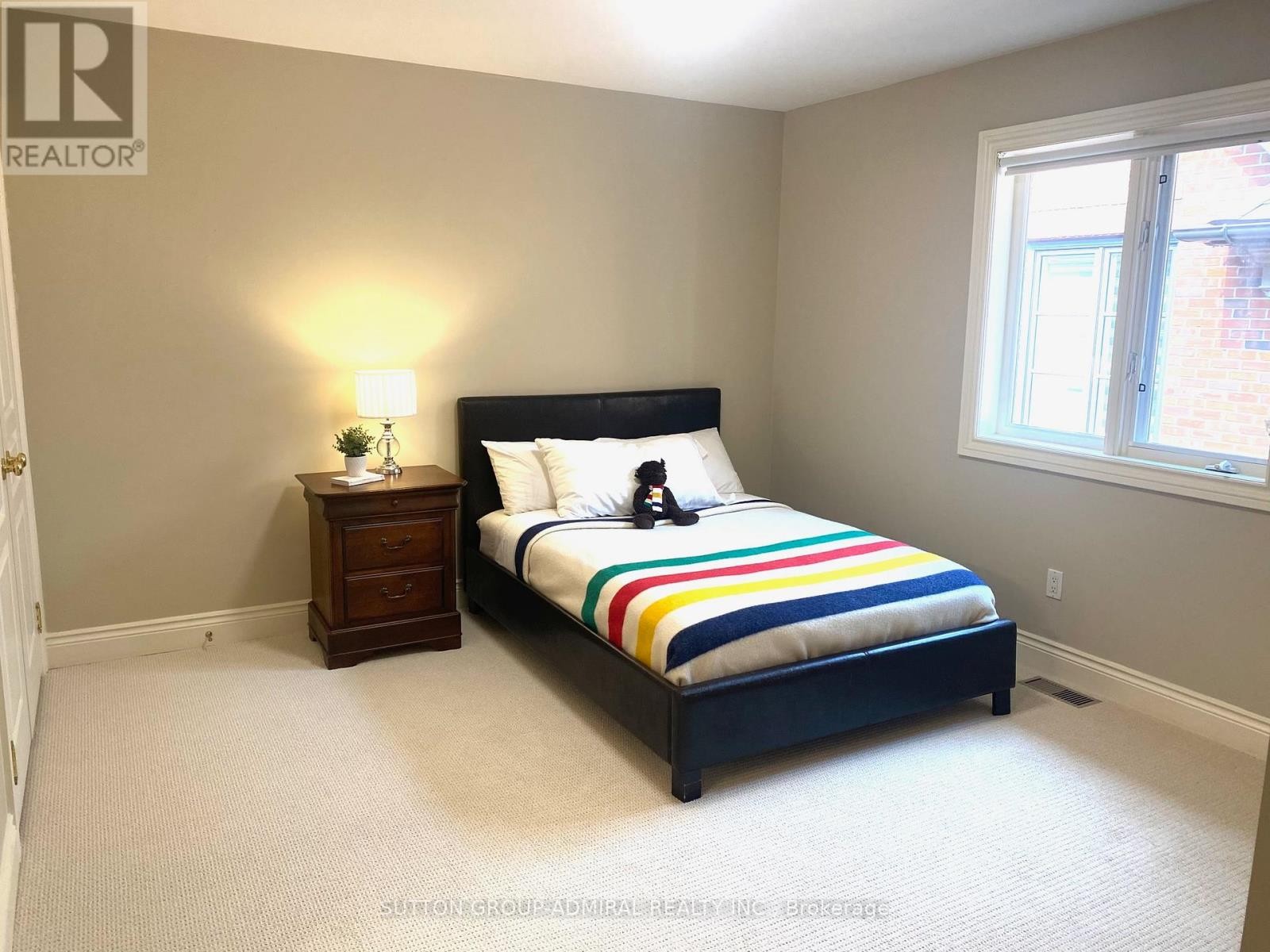 












538 BEDFORD PARK AVENUE

,
Toronto (Bedford Park-Nortown),




Ontario
M5M1K3

