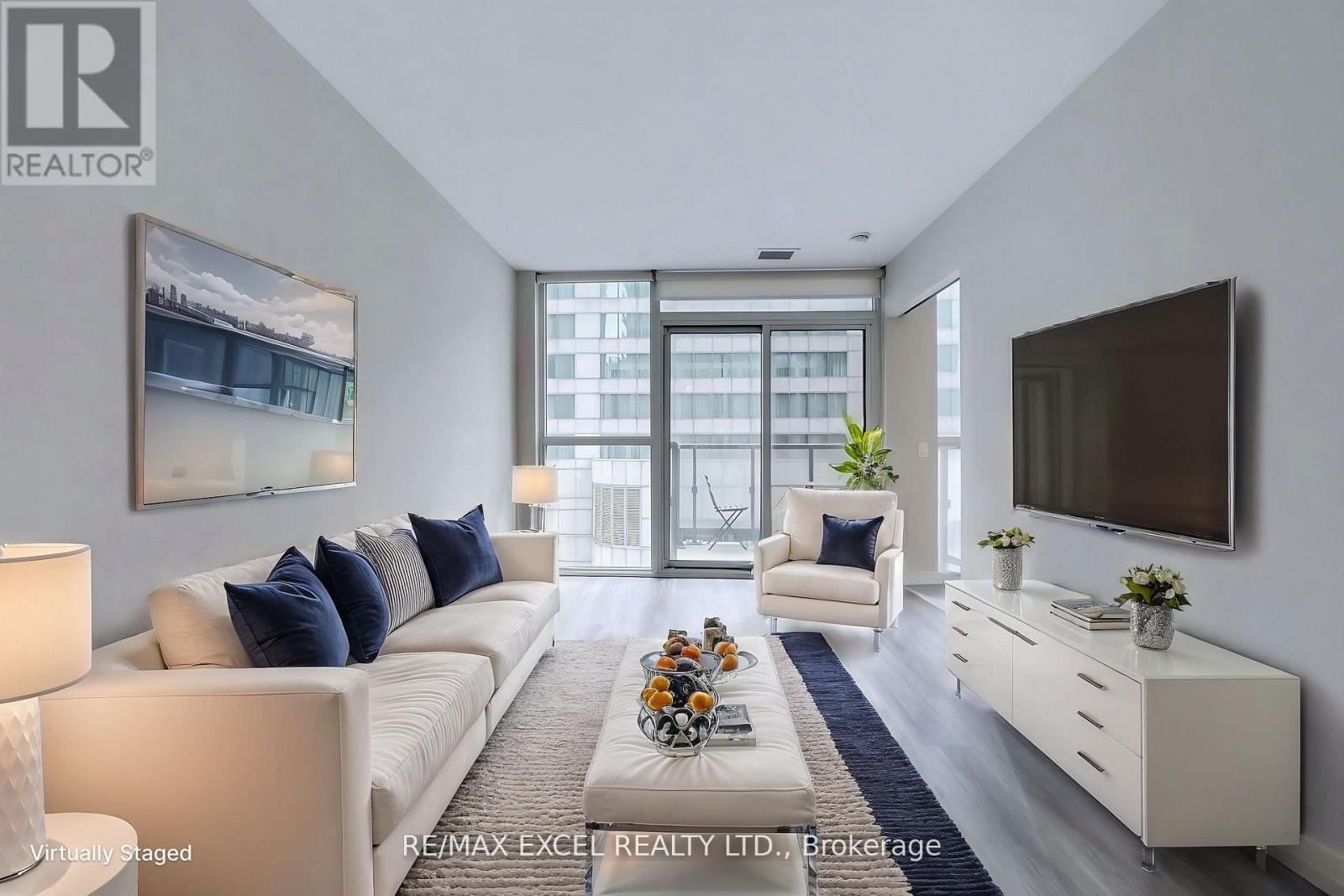 












1218 - 87 PETER STREET

,
Toronto (Waterfront Communities),




Ontario
M5V0P1

