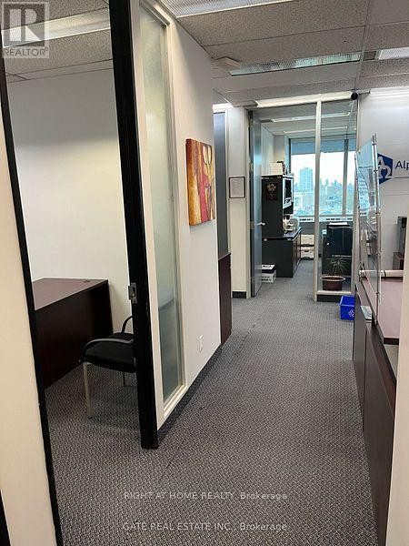 












500-4 - 245 FAIRVIEW MALL DRIVE

,
Toronto (Don Valley Village),




Ontario
M2J4T1

