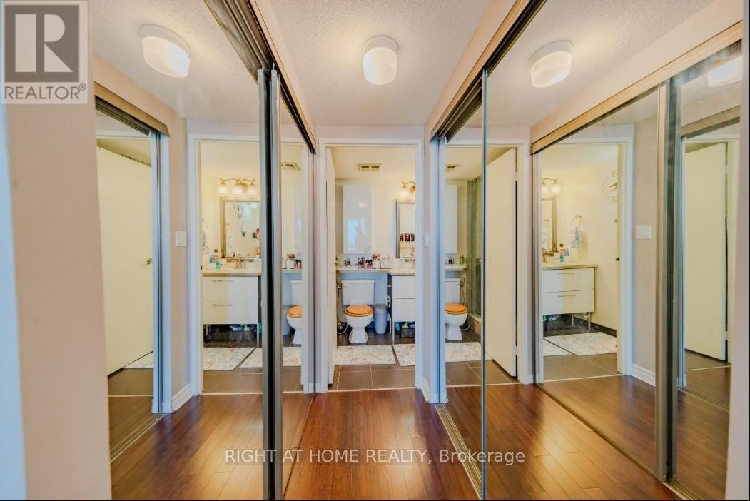 












PH504 - 5765 YONGE STREET

,
Toronto (Newtonbrook East),




Ontario
M2M4H9

