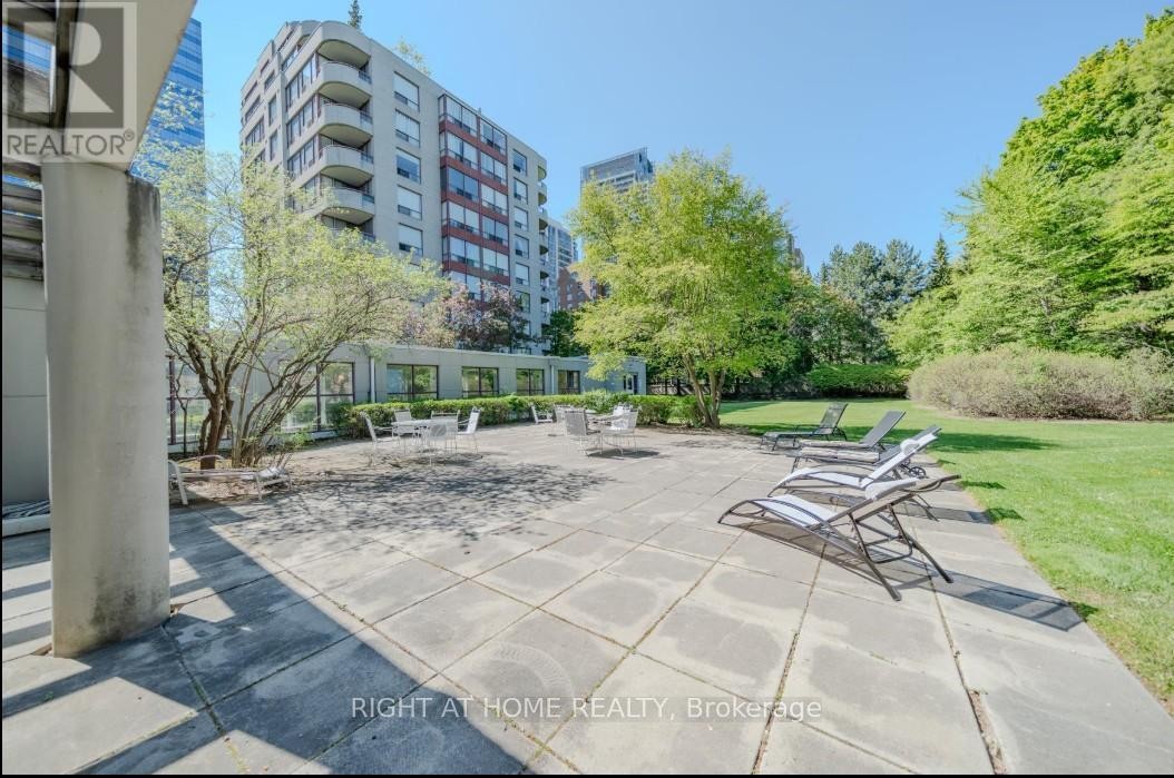 












PH504 - 5765 YONGE STREET

,
Toronto (Newtonbrook East),




Ontario
M2M4H9

