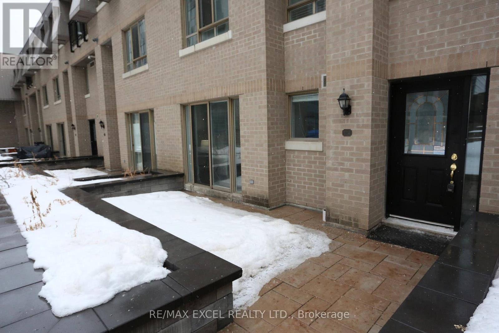 












114 - 38 HOLLYWOOD AVENUE

,
Toronto (Willowdale East),




Ontario
M2N6R6

