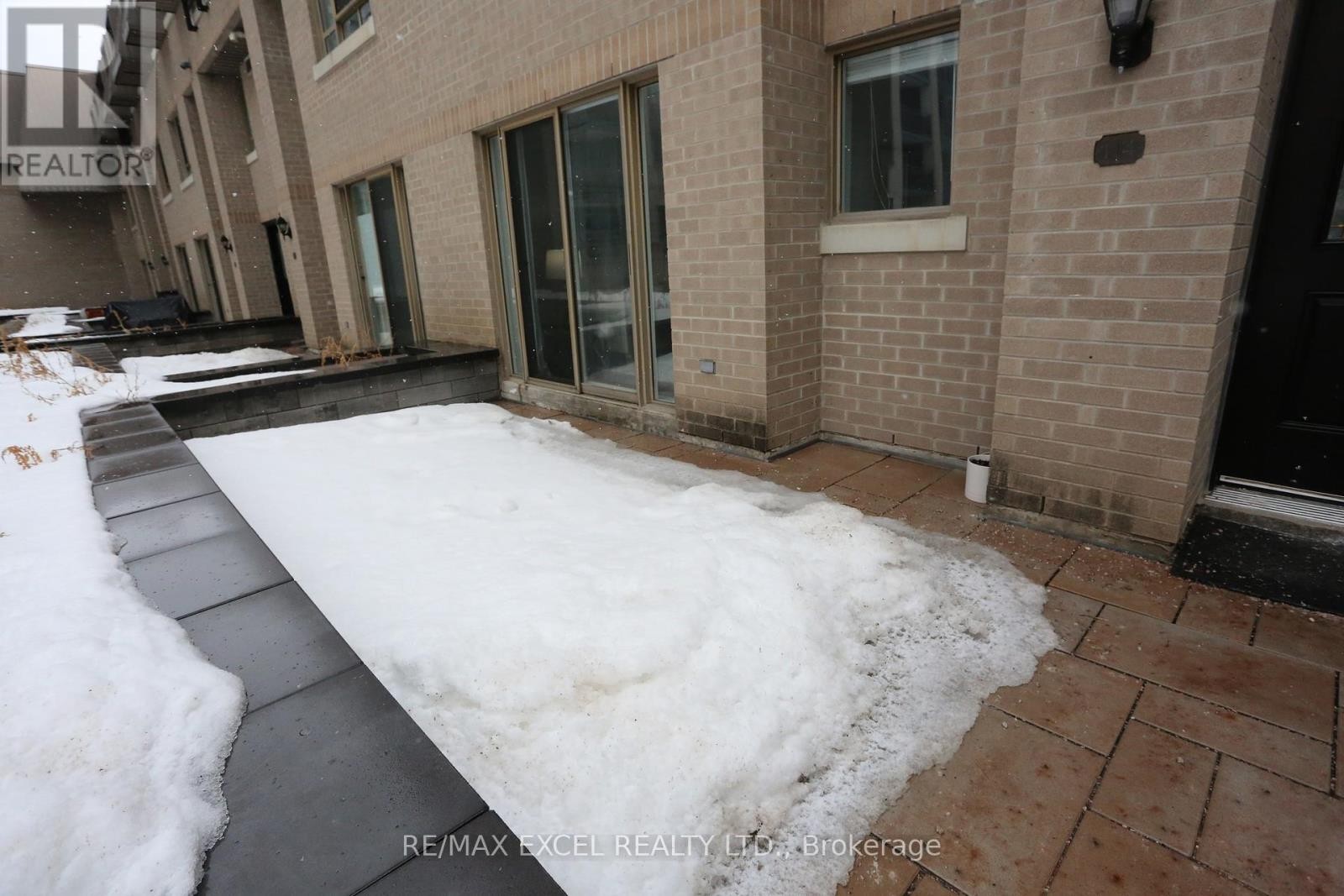 












114 - 38 HOLLYWOOD AVENUE

,
Toronto (Willowdale East),




Ontario
M2N6R6


