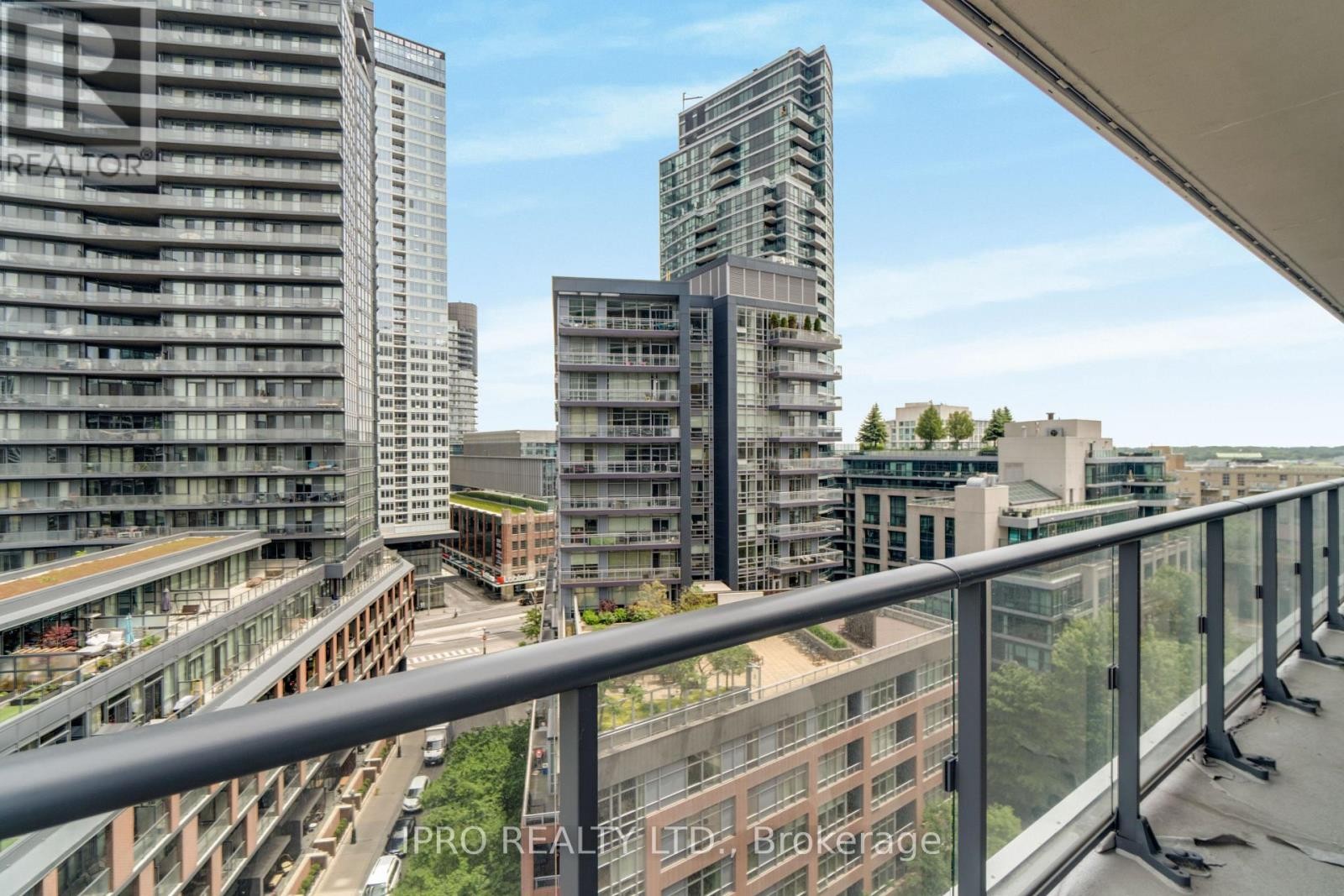 












1206 - 38 IANNUZZI STREET

,
Toronto (Niagara),




Ontario
M5V0S2

