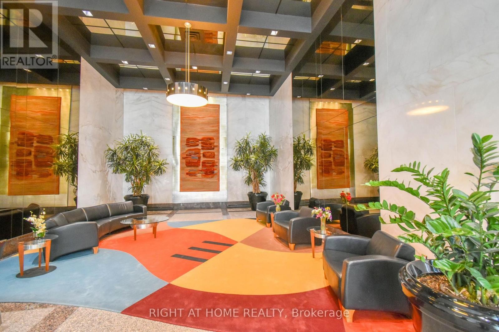 












1027 - 33 HARBOUR SQUARE

,
Toronto (Waterfront Communities),




Ontario
M5J2G2

